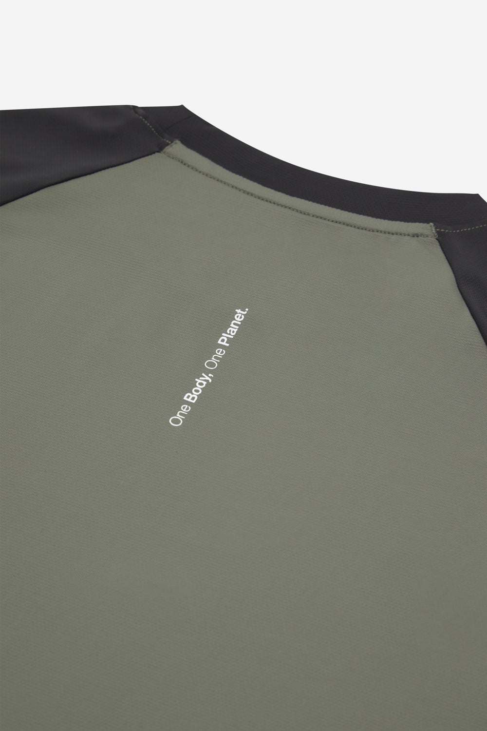 ecoalf-camiseta-protectora-singa-verde-poliamida-reciclada-protecci-n-uv-resiste image 7