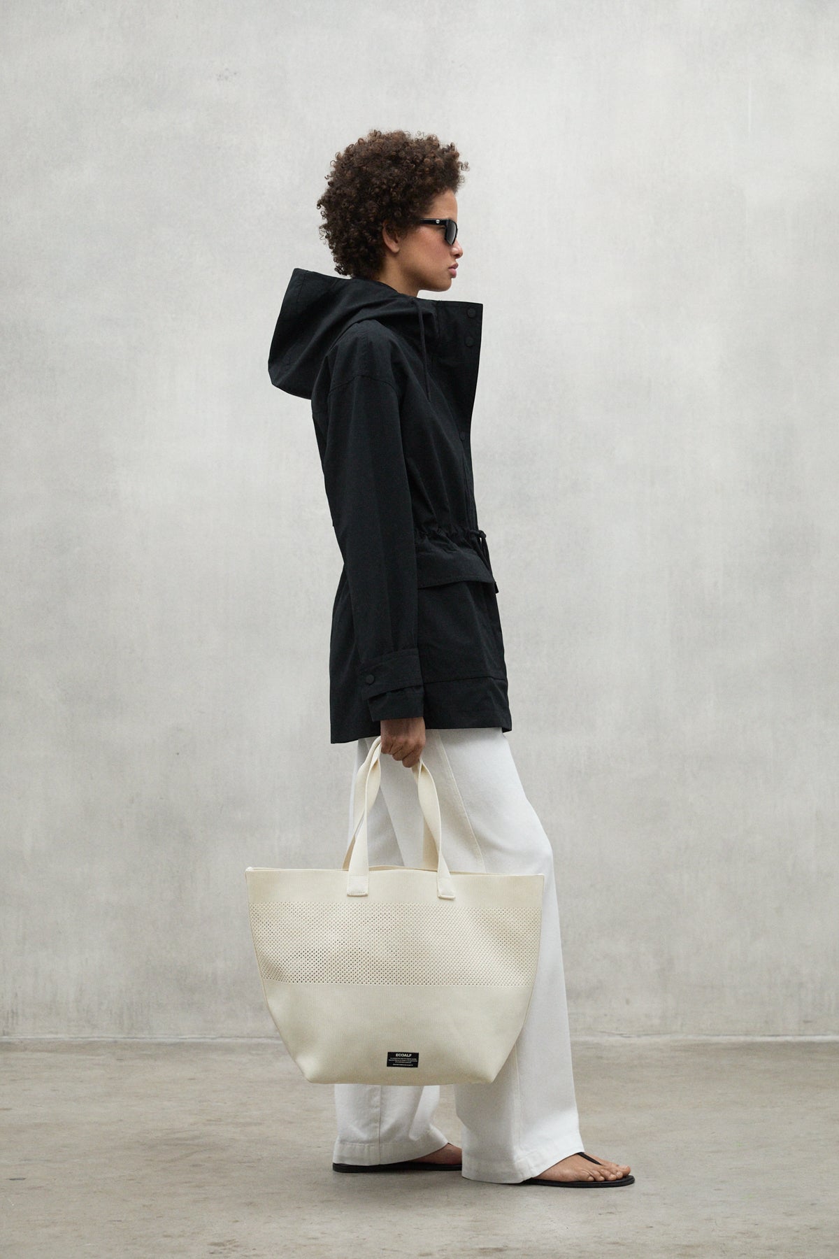 ecoalf-chaqueta-tabur-negra-chaqueta-larga-de-poli-ster-reciclado-repelente-al-a image 3