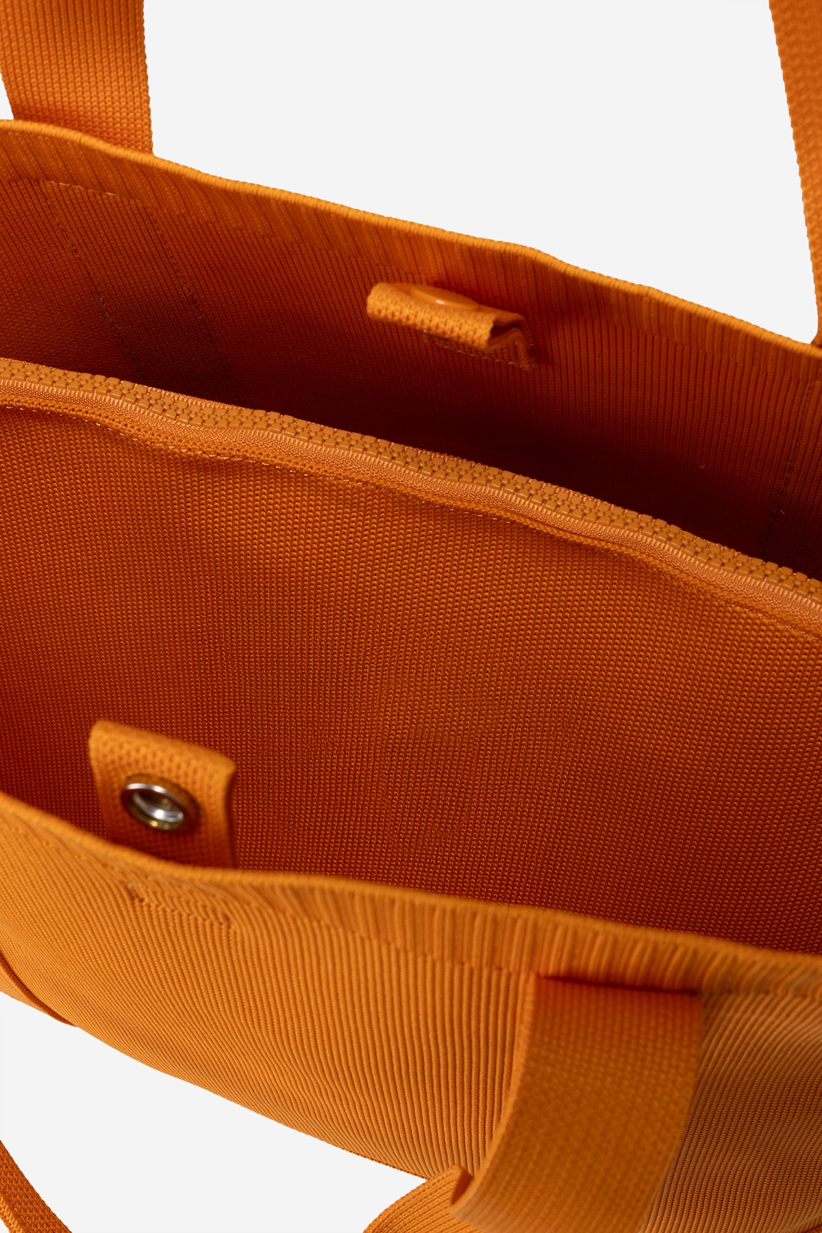 bolso-shopper-marta-tika-de-ecoalf-poli-ster-reciclado-naranja image 3