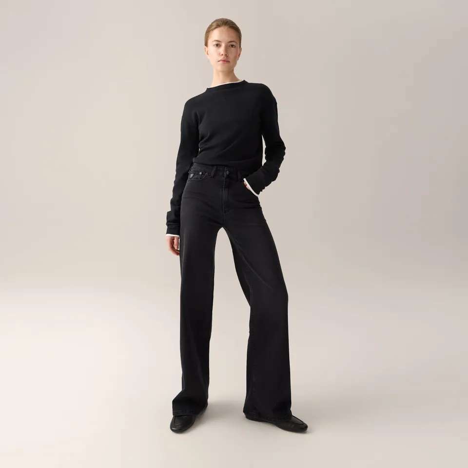 lois-palazzo-jeans-anchos-de-tiro-medio-en-negro image 1