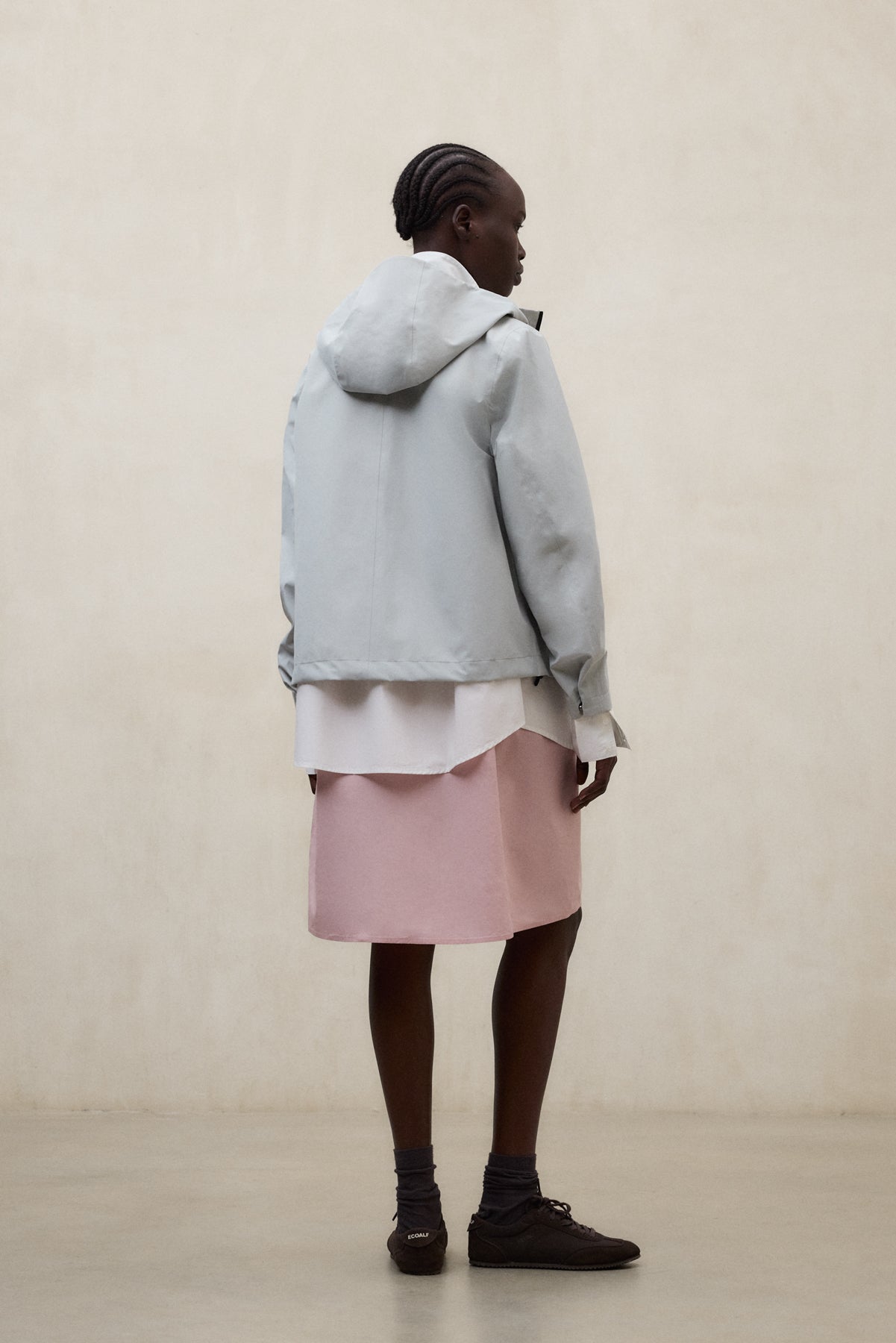 ecoalf-chaqueta-venis-gris-claro-impermeable-para-mujer image 4