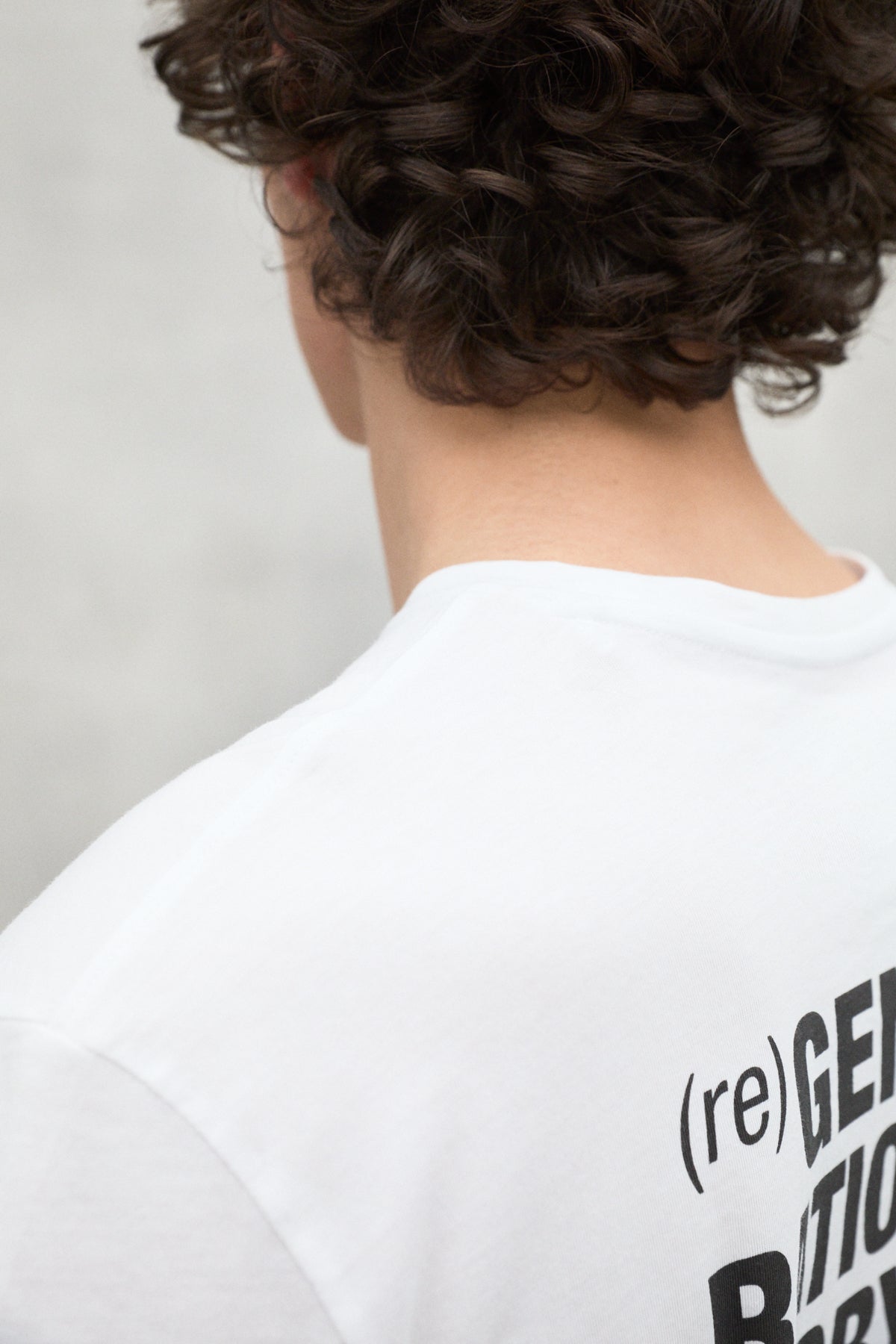 ecoalf-camiseta-regeneration-blanco-y-negro-para-hombre-100-algod-n-regenerativo image 5