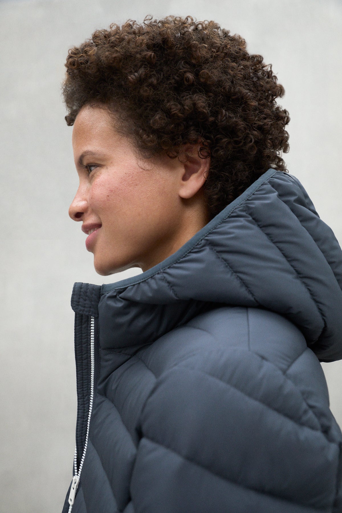 ecoalf-chaqueta-atlantic-gris-oscuro-de-mujer image 3