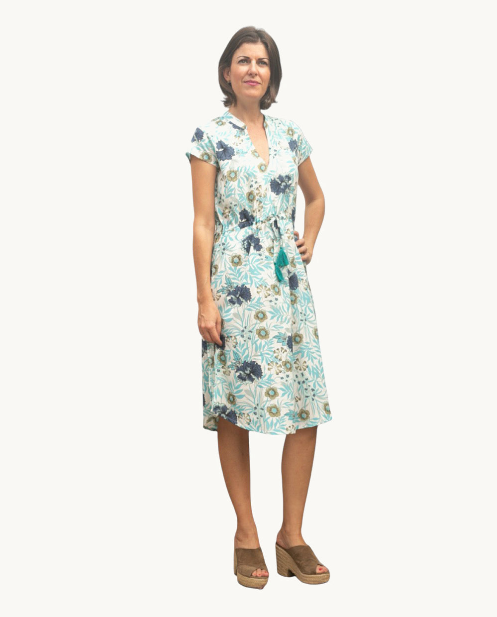 vestido-de-polycrepe-kbas-elegante-y-con-ca-da-fluida image 2