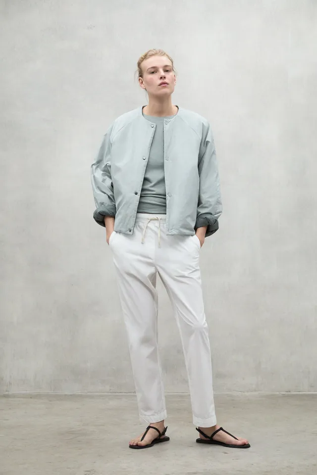 chaqueta-reversible-gavea-gris-ecoalf-63-poliamida-reciclada-oversize image 1