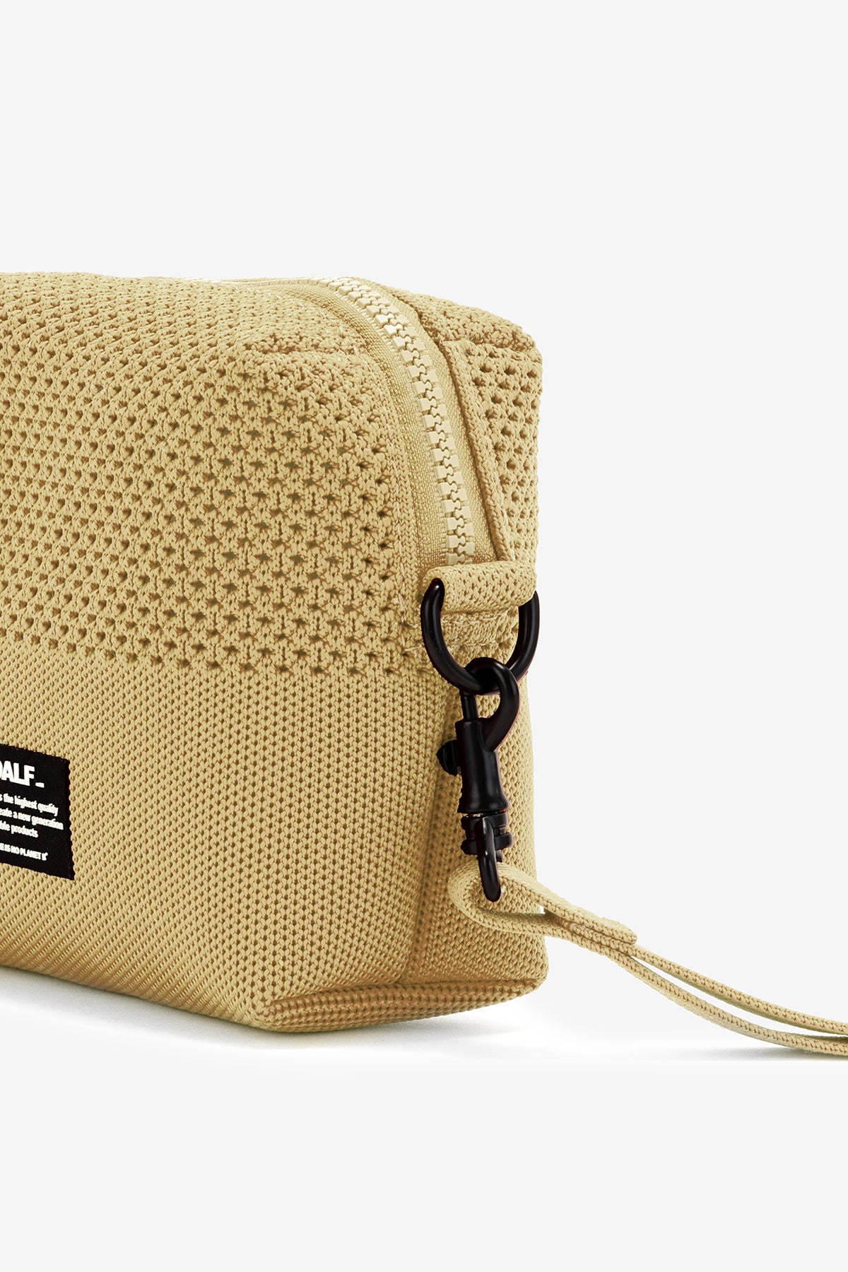 bolso-clutch-ecoalf-tika-mostaza-de-punto-estructurado-colecci-n-hilo-del-mar image 4