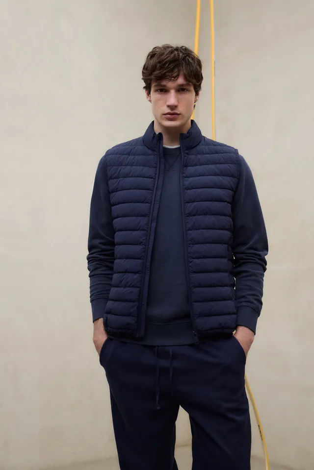 chaleco-bels-de-ecoalf-para-hombre-100-poliamida-reciclada-azul-marino image 1