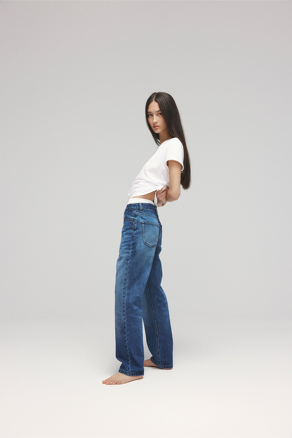 pantal-n-vaquero-dakota-de-ecoalf-para-mujer-denim-sostenible-ahorro-de-agua-y-f image 2